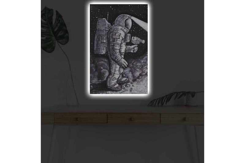 Canvas-taulu LED-valaistuksella - Avaruusmatkailija tähtikirkasssa ympäristössä - Musta / Harmaa / Valkoinen - Sisustustuotteet - Taulu & taide - Canvas-taulu