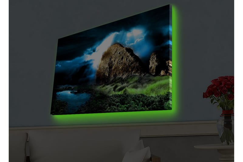 Canvas-taulu LED-valaistuksella - Dramaattinen maisema kallioilla ja myrskypilvillä, Tummansininen / Vihreä / Musta