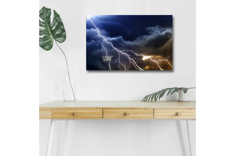 Canvas-taulu LED-valaistuksella - Dramaattiset ukkospilvet ja salama iskevät taivaalle, Tummansininen / Harmaa / Valkoinen