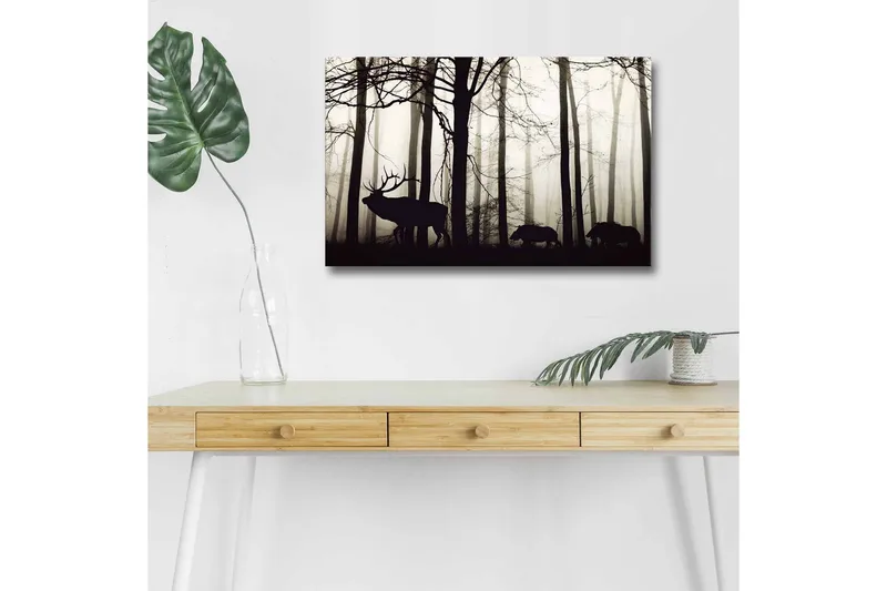 Canvas-taulu LED-valaistuksella - Hirvien ja villisikojen siluetit sumuisessa metsäympäristössä, Musta / Harmaa / Valkoinen