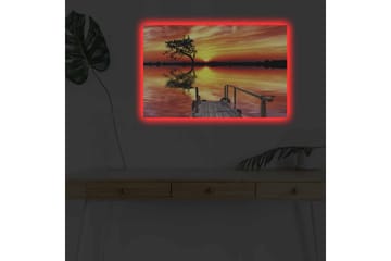 Canvas-taulu LED-valaistuksella - Kaunis auringonlasku peilimäisen järven yllä yksinäisen puunpenkan reunalla - Oranssi / Keltainen / Musta - Sisustustuotteet - Taulu & taide - Canvas-taulu