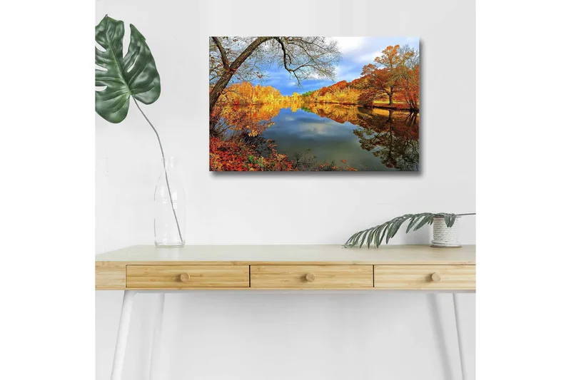 Canvas-taulu LED-valaistuksella - Kaunis syysmaisema peilimäisillä järvillä ja värikkäillä puilla, Oranssi / Keltainen / Vihreä