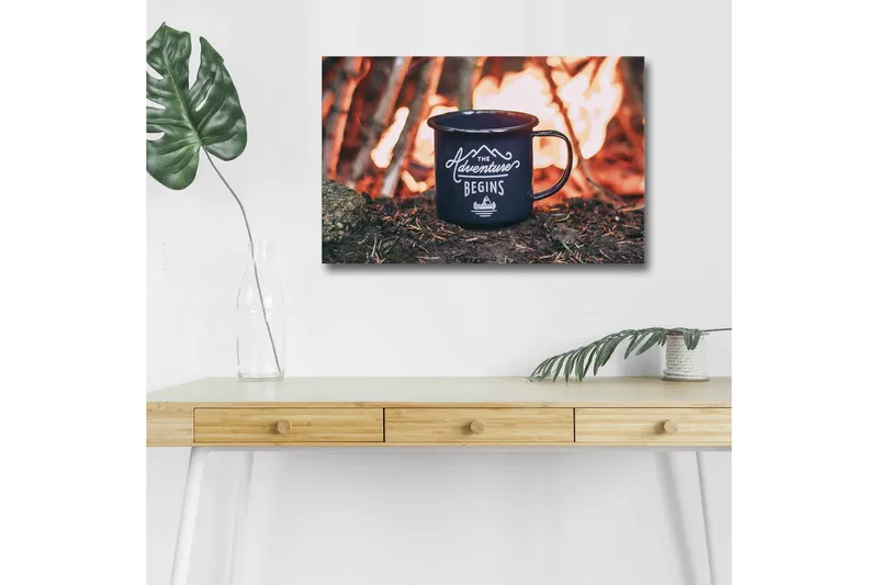 Canvas-taulu LED-valaistuksella - Kuppi tekstillä ja vuoristomaisemalla taustalla, Tummansininen / Oranssi / Vihreä