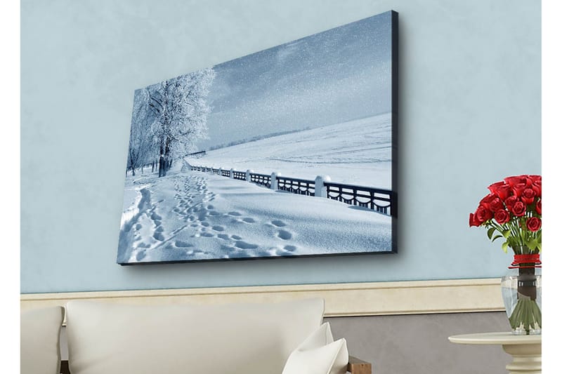 Canvas-taulu LED-valaistuksella - Luminen maisema, jossa on jälkiä lumessa ja puita tien varrella, Valkoinen / Vaaleansininen / Harmaa