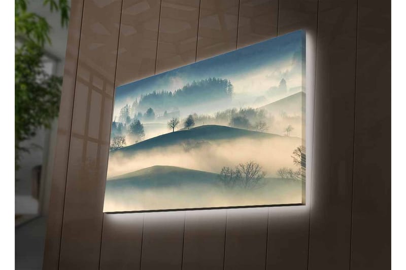 Canvas-taulu LED-valaistuksella - Sumua yksinäisten puiden yllä kumpuilevan maiseman yllä - Harmaa / Sininen / Beige - Sisustustuotteet - Taulu & taide - Canvas-taulu