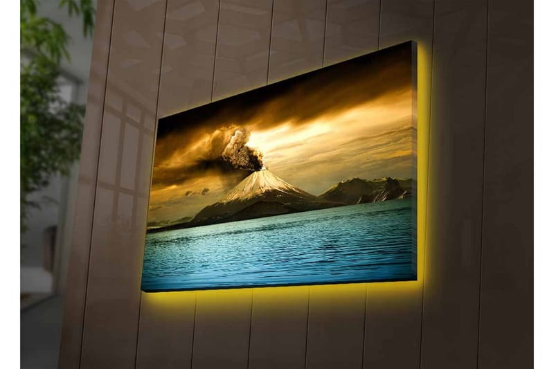 Canvas-taulu LED-valaistuksella - Tulivuori purkauksella ja heijastuksella vedessä - Kulta / Sininen / Harmaa - Sisustustuotteet - Taulu & taide - Canvas-taulu
