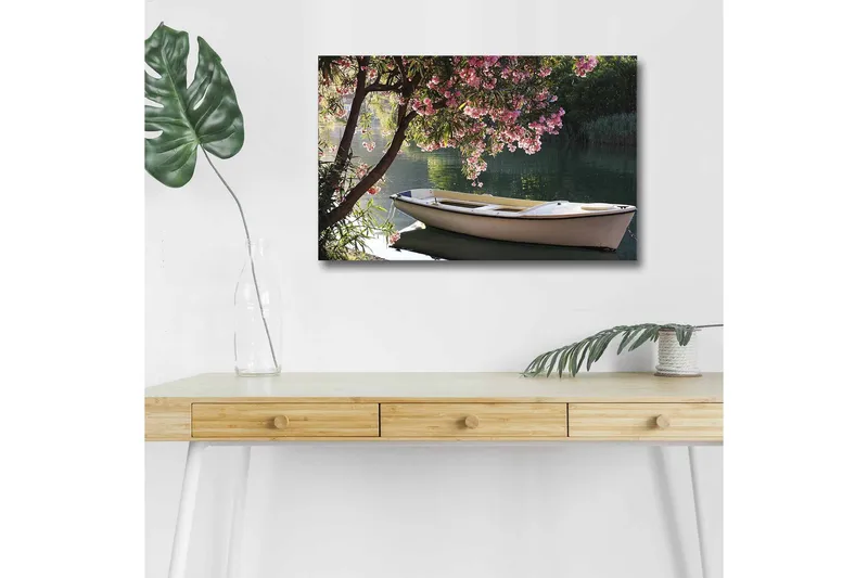Canvas-taulu LED-valaistuksella - Vene kukkivan puun reunalla veden äärellä, Vaaleanpunainen / Vihreä / Valkoinen