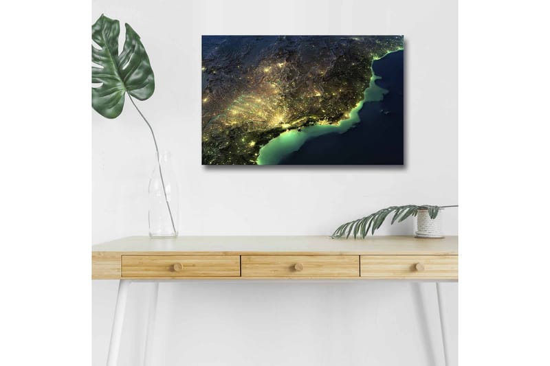 Canvas-taulu LED-valaistuksella - Yönäkymä kaupungista valoineen ja merellä, Tummansininen / Vihreä / Keltainen