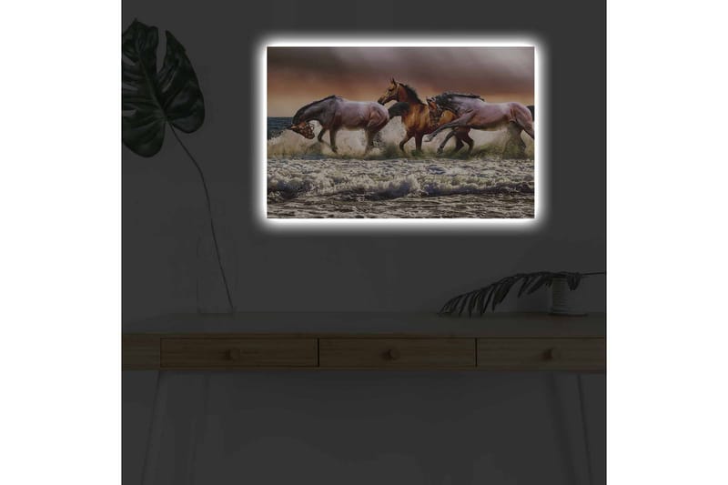 Canvas-taulu LED-valaistuksella - Ylenpalttiset hevoset laukkaamassa aaltojen läpi meren rannalla - Ruskea / Beige / Sininen - Sisustustuotteet - Taulu & taide - Canvas-taulu