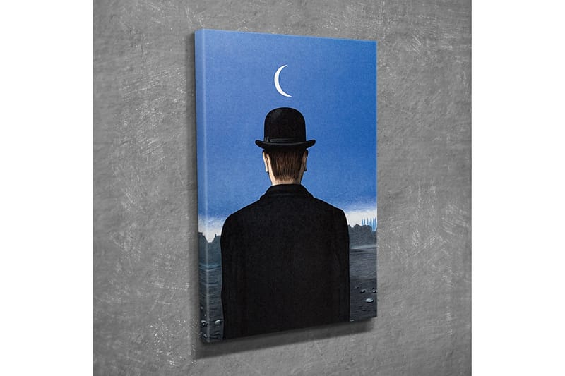 Canvas-taulu - Mustahattuinen mies katselee maisemaa, jossa näkyy kuunsirppi taivaalla - Tummansininen / Musta - Sisustustuotteet - Taulu & taide - Canvas-taulu