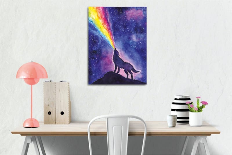 Canvas-taulu - Susi ulvoo värikästä sateenkaarta vasten yötaivaalla - Tummansininen / Violetti / Sateenkaaren värit - Sisustustuotteet - Taulu & taide - Canvas-taulu