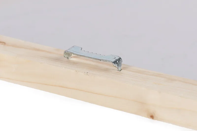 Canvas-taulu - Talvimaisema lumipeitteisillä puilla ja hiljaisella purolla - Valkoinen / Sininen / Ruskea - Sisustustuotteet - Taulu & taide - Canvas-taulu