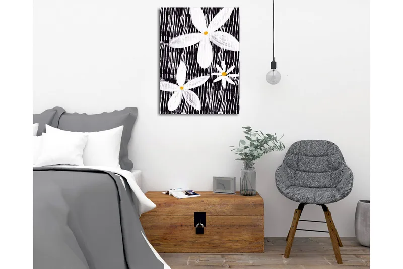 Canvas-taulu - Valkoisia ja keltaisia kukkia mustalla taustalla - Valkoinen / Musta / Keltainen - Sisustustuotteet - Taulu & taide - Canvas-taulu