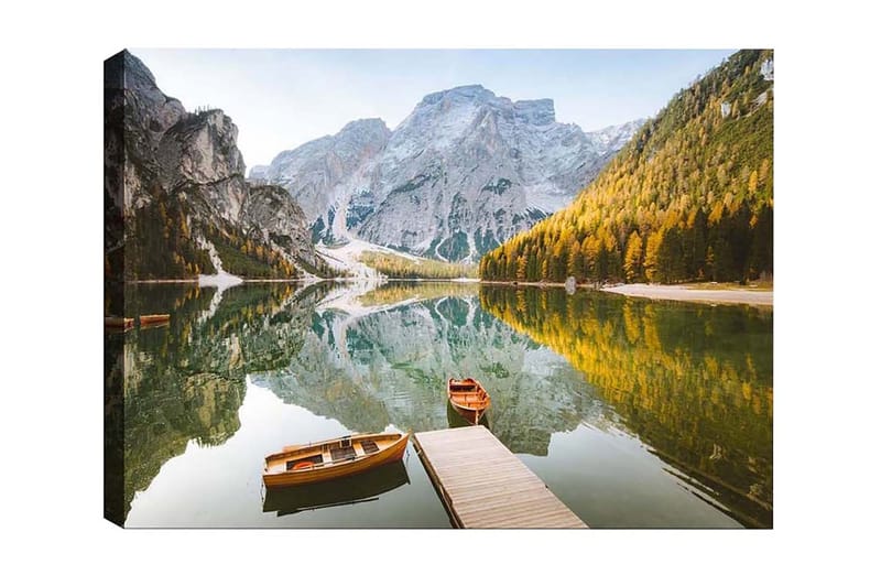 Canvas-taulu - Peilimäinen järvi vuorilla ja syksyn värisillä puilla, Vihreä / Oranssi / Sininen