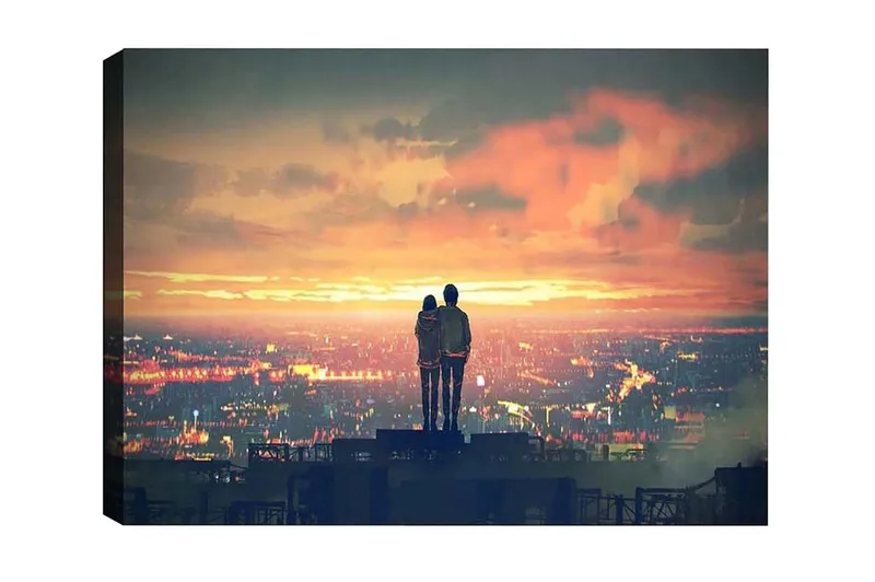 Canvas-taulu - Pariskunta seisoo yhdessä katselemassa auringonlaskua kaupungin yllä, Oranssi / Sininen / Harmaa