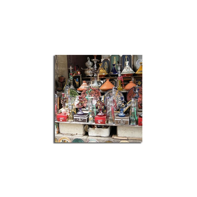 Canvastaulu 45x45 cm - Värikkäitä käsitöitä ja koriste-esineitä markkinakojulla - Punainen / Vihreä / Oranssi - Sisustustuotteet - Taulu & taide - Canvas-taulu