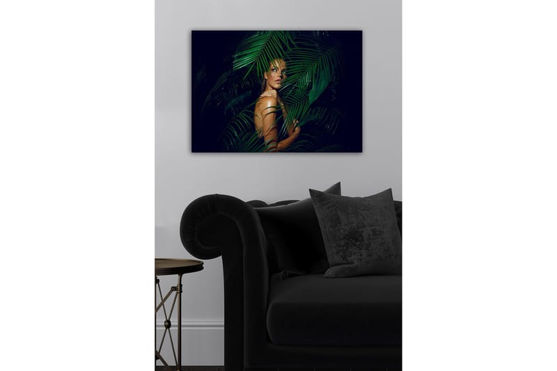 Canvastaulu - Nainen osittain piilossa vihreiden palmunlehtien takana - Tummanvihreä / Ihonväri / Musta - Sisustustuotteet - Taulu & taide - Canvas-taulu