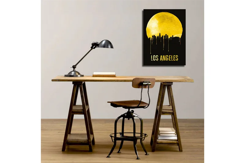 Pieni canvas-taulu 30x40 cm - Los Angelesin siluetti suurta, kultaista kuuta vasten - Kulta / Musta - Sisustustuotteet - Taulu & taide - Canvas-taulu