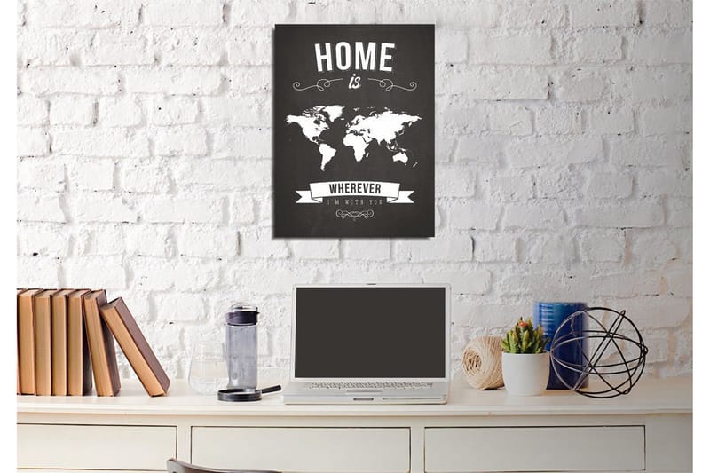 Pieni canvas-taulu 30x40 cm - Maailmankartta tekstillä HOME is WHEREVER I’M WITH YOU - Musta / Valkoinen - Sisustustuotteet - Taulu & taide - Canvas-taulu