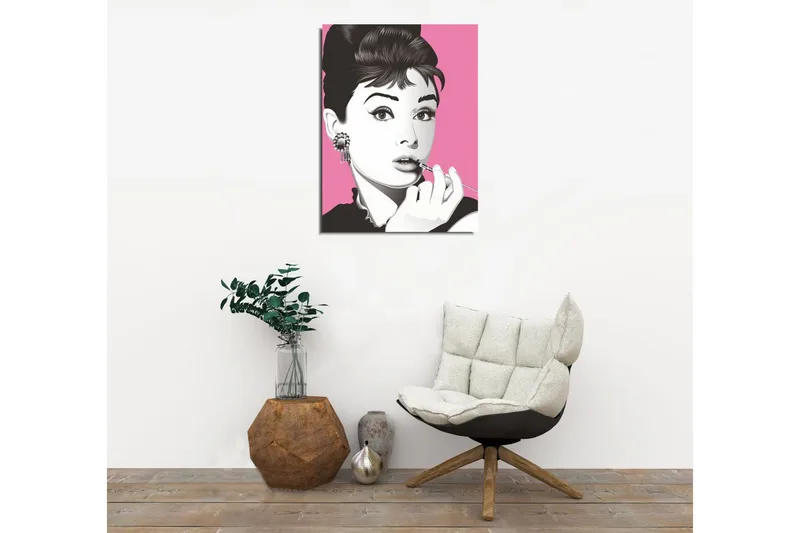 Pieni canvas-taulu 30x40 cm - Muotokuva elegantista naisesta huulipuna ja suuret korvakorut päässä - Vaaleanpunainen / Musta / Valkoinen - Sisustustuotteet - Taulu & taide - Canvas-taulu