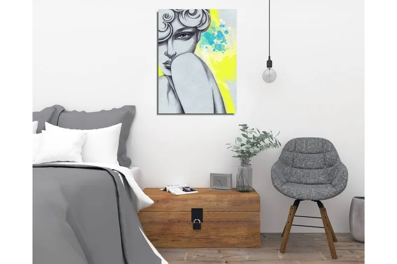 Pieni canvas-taulu 30x40 cm - Muotokuva naisesta, jolla on salaperäinen ilme ja tyylitellyt hiukset - Harmaa / Keltainen / Turkoosi - Sisustustuotteet - Taulu & taide - Canvas-taulu