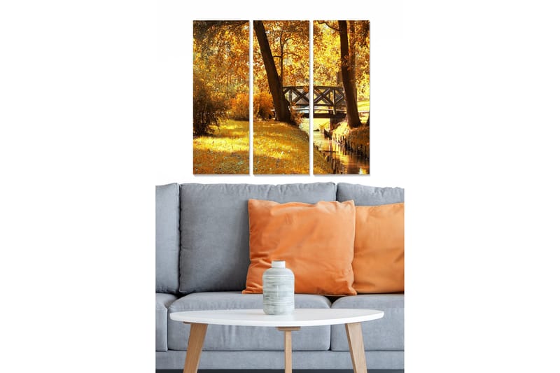 Puinen canvastaulu, 3 osaa, 50x70 cm - Kaunis syysmaisema ja silta hiljaisen puron yli, Kultaoranssi / Vihreä / Ruskea