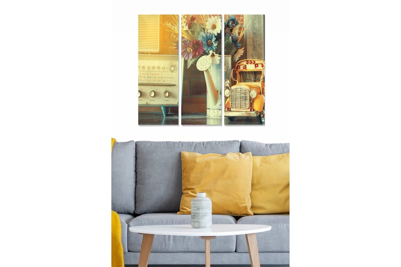 Puinen canvastaulu, 3 osaa, 50x70 cm - Retrohenkinen sommitelma, jossa on vanha radio, kukkia ja leikkiauto, Keltainen / Beige / Vihreä