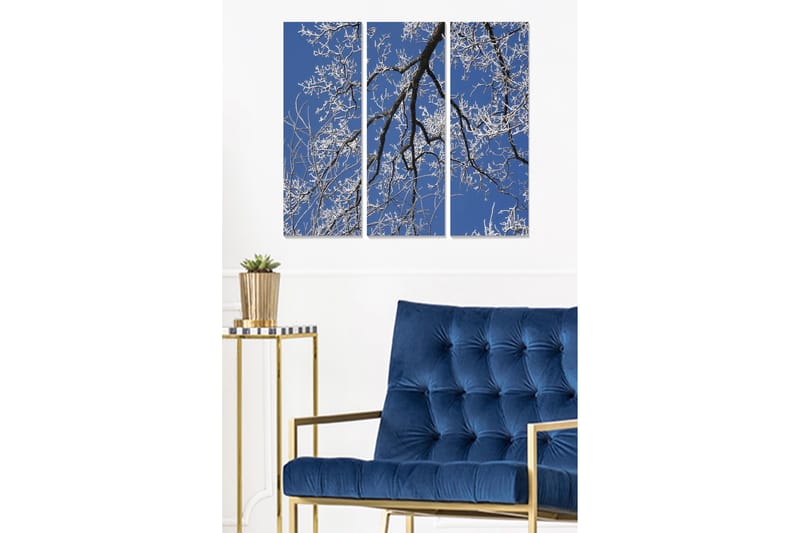 Puinen canvastaulu, 3 osaa, 50x70 cm - Talvimaisema huurteisilla oksilla kirkasta sinistä taivasta vasten, Sininen / Valkoinen