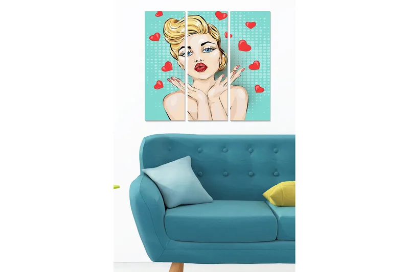 Puinen canvastaulu, 3 osaa, 50x70 cm - Vaaleatukkainen nainen antaa suukkoja punaisten sydämien ympäröimänä, Vaaleansininen / Punainen / Beige