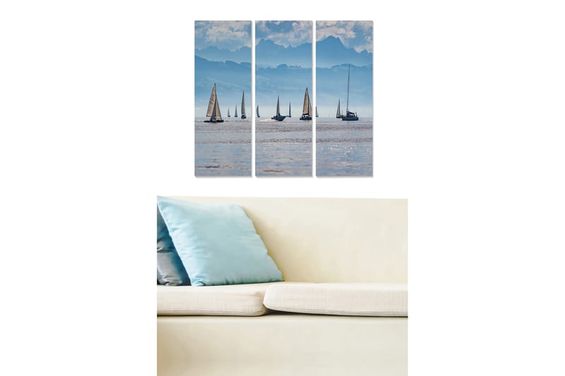 Puinen canvastaulu, 3 osaa, 50x70 cm - Purjeveneitä peilimäisellä järvellä, taustalla kaukaiset vuoret, Vaaleansininen / Tummansininen / Valkoinen