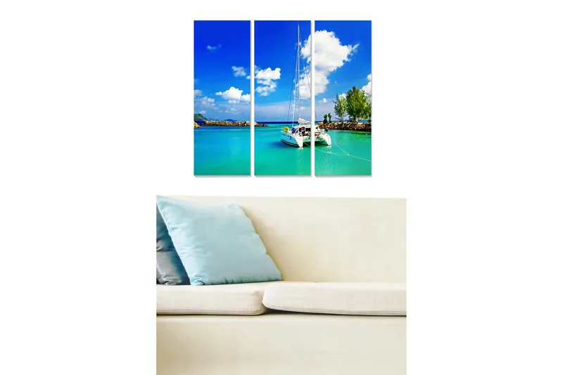 Puinen canvastaulu, 3 osaa, 50x70 cm - Purjevene kirkkaan sinisen laguunin rannalla, Sininen / Turkoosi / Valkoinen