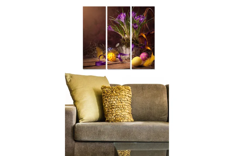 Puinen canvastaulu, 3-osainen, 50x70 cm - Kaunis krookusten kimppu pääsiäismunilla ja koristeilla, Violetti / Keltainen / Oranssi