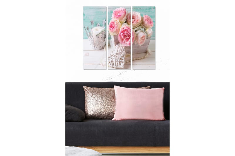 Puinen canvastaulu, 3-osainen, 50x70 cm - Kimpussa vaaleanpunaisia ruusuja puisessa korissa, Vaaleanpunainen / Harmaa / Valkoinen