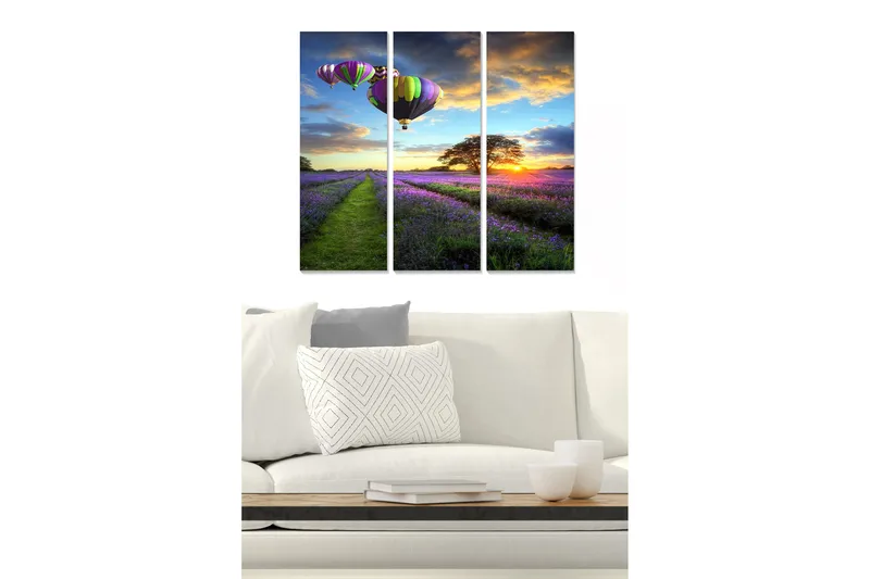 Puinen canvastaulu, 3-osainen, 50x70 cm - Värikkäitä kuumailmapalloja laventelipellon yllä auringonlaskun aikaan, Violetti / Vihreä / Oranssi