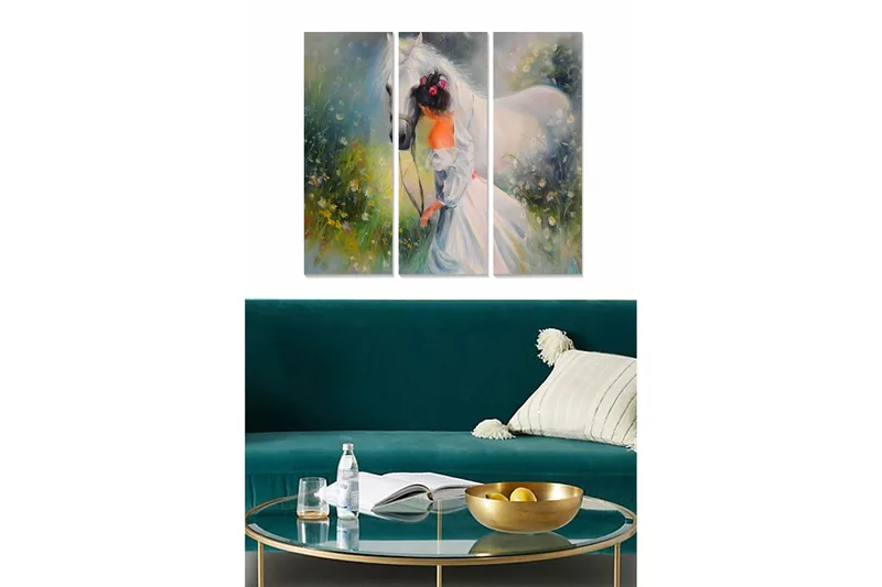 Puutaulu, 3-osainen, 50x70 cm - Tyttö hevosen kanssa unelmoivassa maisemassa, Valkoinen / Vihreä / Keltainen