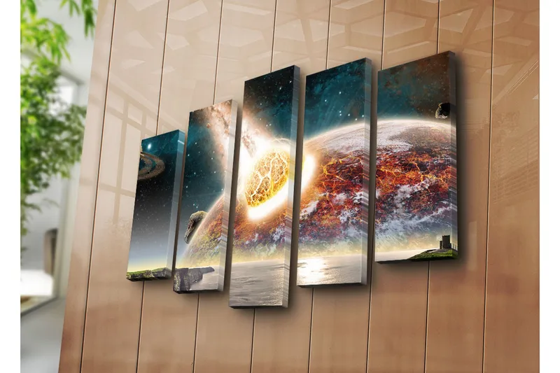 Suuri 5-osainen canvas-taulu, 105x70 cm - Apokalyptinen kohtaus, jossa meteoriitti osuu planeettaan - Oranssi / Sininen / Harmaa - Sisustustuotteet - Taulu & taide - Canvas-taulu