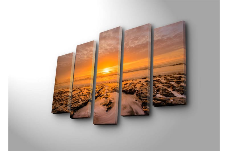 Suuri 5-osainen canvas-taulu, 105x70 cm - Auringonlasku meren yllä, etualalla kalliomuodostelmat - Oranssi / Musta / Harmaa - Sisustustuotteet - Taulu & taide - Canvas-taulu
