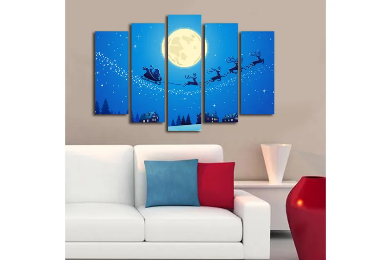 Suuri 5-osainen canvas-taulu, 105x70 cm - Jouluyö, jossa joulupukki lentää kaupungin yllä porojen kanssa reessä - Tummansininen / Vaaleansininen / Valkoinen - Sisustustuotteet - Taulu & taide - Canvas-taulu