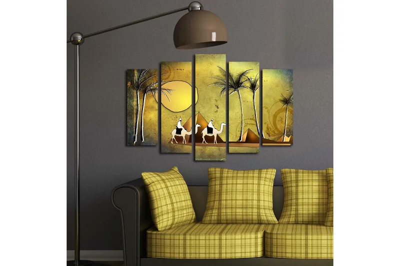 Suuri 5-osainen canvas-taulu, 105x70 cm - Kamelit kävelevät aavikkomaisemassa, taustalla palmuja ja pyramideja - Kulta / Ruskea / Musta - Sisustustuotteet - Taulu & taide - Canvas-taulu