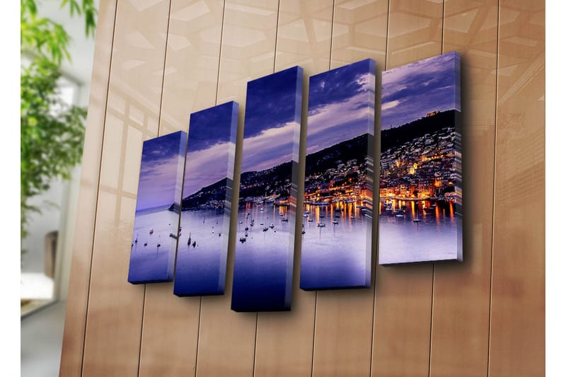 Suuri 5-osainen canvas-taulu, 105x70 cm - Kaunis rannikko purjeveneineen auringonlaskun valossa - Violetti / Sininen / Oranssi - Sisustustuotteet - Taulu & taide - Canvas-taulu