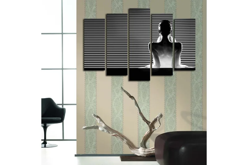 Suuri 5-osainen canvas-taulu, 105x70 cm - Naisen siluetti profiilissa raidallista taustaa vasten - Musta / Valkoinen / Harmaa - Sisustustuotteet - Taulu & taide - Canvas-taulu