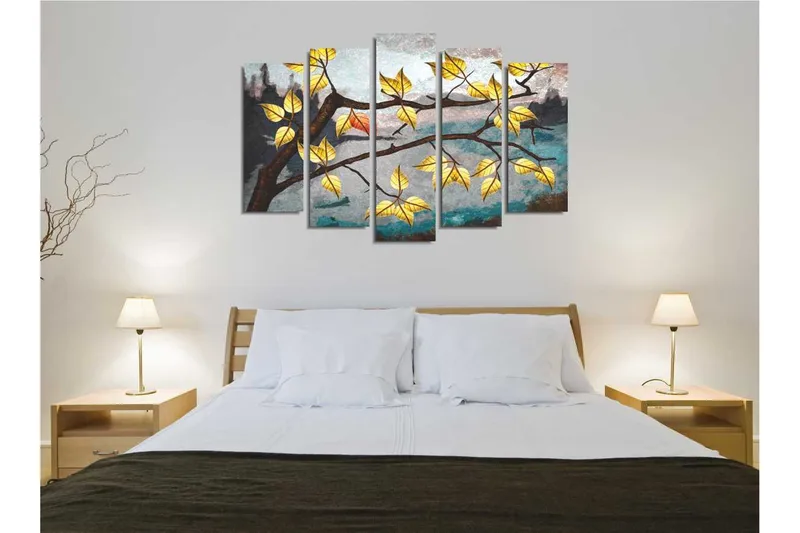 Suuri 5-osainen canvas-taulu, 105x70 cm - Oksa keltaisilla lehdillä sumuista taustaa vasten - Keltainen / Ruskea / Sininen - Sisustustuotteet - Taulu & taide - Canvas-taulu
