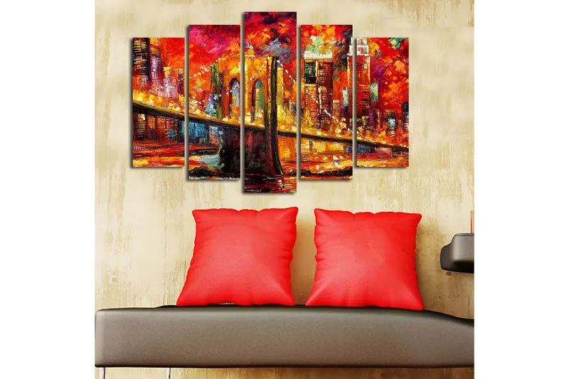 Suuri 5-osainen canvas-taulu, 105x70 cm - Värikäs kaupunkisiluetti ja silta auringonlaskun valossa - Punainen / Oranssi / Keltainen - Sisustustuotteet - Taulu & taide - Canvas-taulu