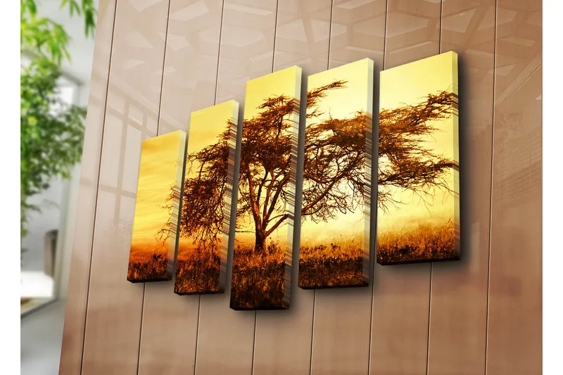Suuri 5-osainen canvas-taulu, 105x70 cm - Yksinäisen puun siluetti kultaista taivasta vasten - Kulta / Oranssi / Ruskea - Sisustustuotteet - Taulu & taide - Canvas-taulu