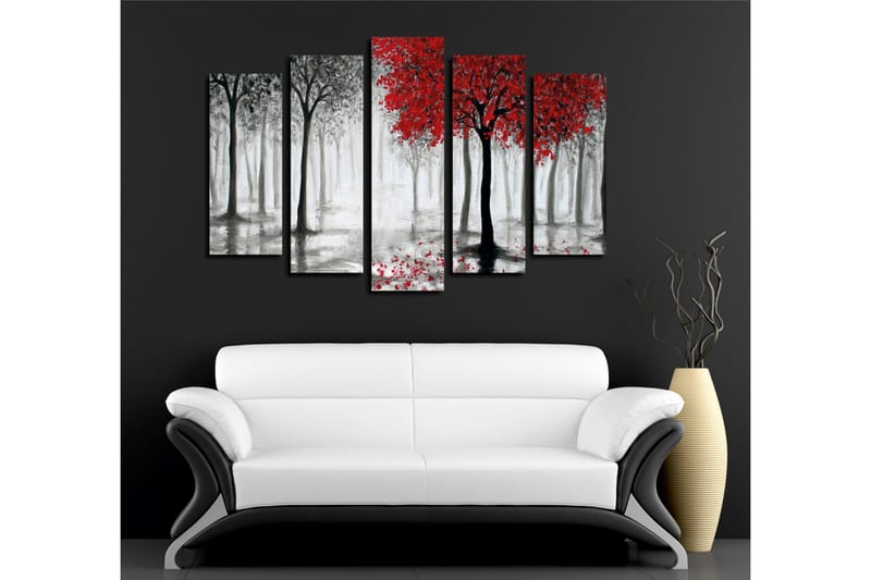 Suuri 5-osainen canvas-taulu, 105x70 cm - Punavärisävyisiä puita sumuisessa metsäympäristössä - Punainen / Musta / Harmaa - Sisustustuotteet - Taulu & taide - Canvas-taulu