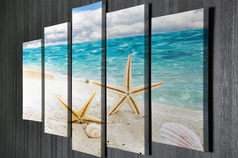Suuri 5-osainen canvas-taulu 105x70 cm - Tähdenmuotoiset simpukat hiekkarannalla meren rannalla - Sininen / Beige / Valkoinen - Sisustustuotteet - Taulu & taide - Canvas-taulu
