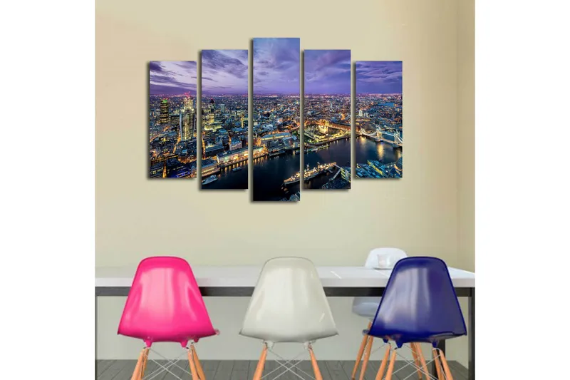 Suuri 5-osainen canvas-taulu 105x70 cm - Värikäs panoraamanäkymä kaupunkiin hämärässä - Violetti / Sininen / Kulta - Sisustustuotteet - Taulu & taide - Canvas-taulu