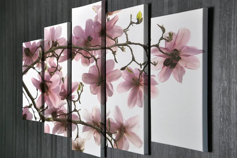 Suuri 5-osainen canvas-taulu 105x70 cm - Vaaleanpunaiset magnolian kukat oksilla - Vaaleanpunainen / Vihreä / Ruskea - Sisustustuotteet - Taulu & taide - Canvas-taulu