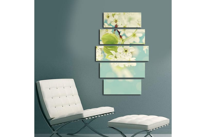 Suuri 5-osainen canvas-taulu 105x70 cm - Valkoisia hortensioita kukassa pehmeän sinistä taustaa vasten - Valkoinen / Vihreä / Sininen - Sisustustuotteet - Taulu & taide - Canvas-taulu