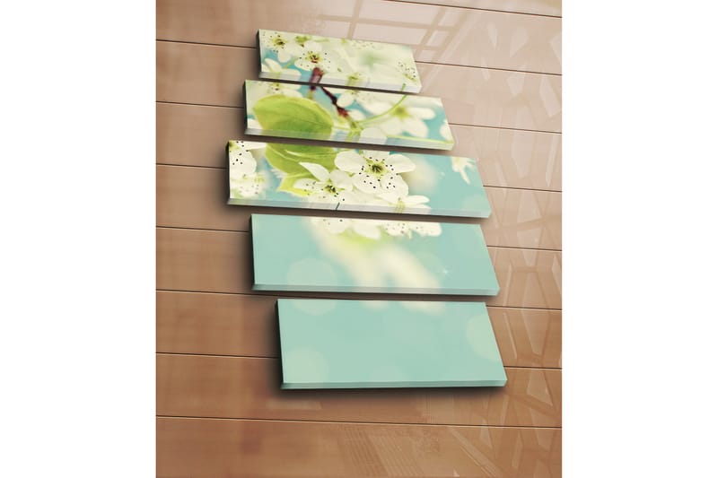 Suuri 5-osainen canvas-taulu 105x70 cm - Valkoisia hortensioita kukassa pehmeän sinistä taustaa vasten - Valkoinen / Vihreä / Sininen - Sisustustuotteet - Taulu & taide - Canvas-taulu